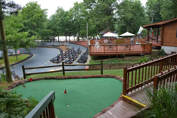 Hill & Hollow Campground & RV Park 0