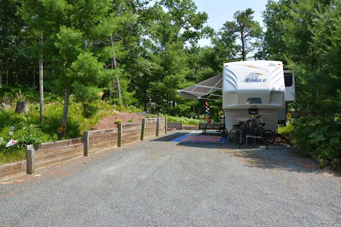 Hill & Hollow Campground & RV Park 4