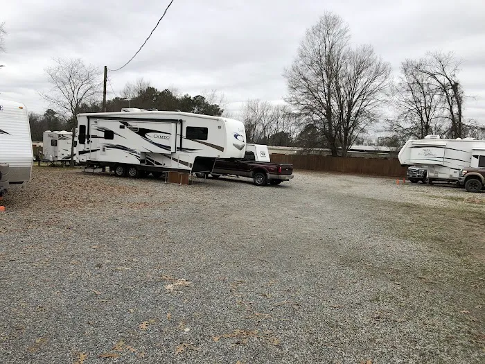 Elmore RV Park 7