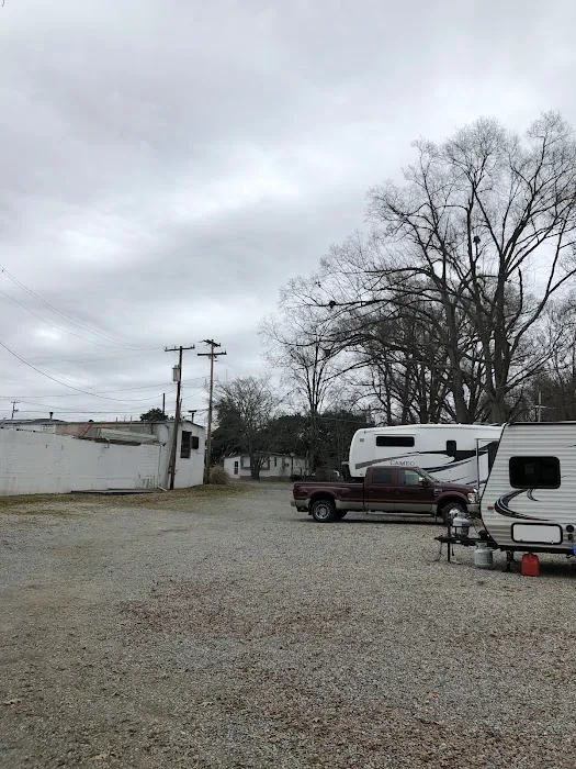 Elmore RV Park 3
