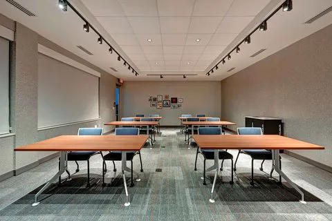 Aloft Mooresville 4