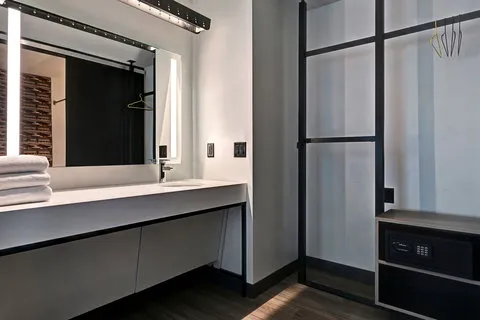 Aloft Mooresville 8