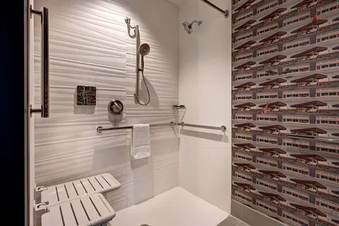 Aloft Mooresville 1