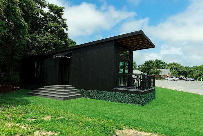 North Fork Cottages & RV Resort 9