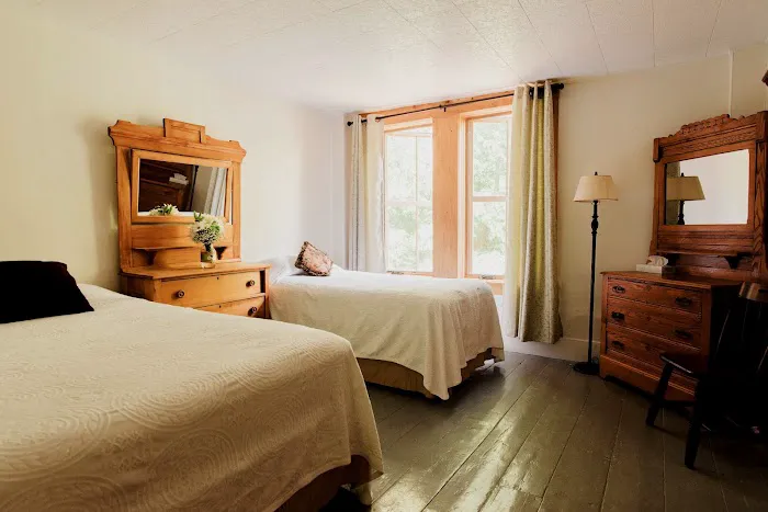 The Inn on Piseco Lake 2