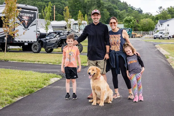Big Mike's Creekside RV Resort 3