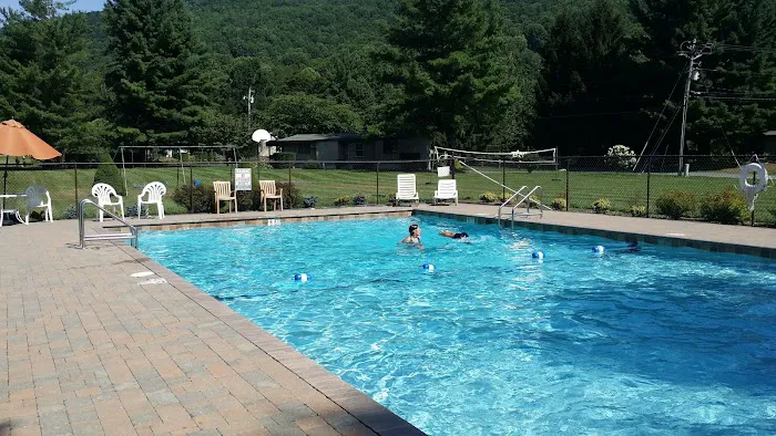 Mill Ridge POA Chalet Rentals 9