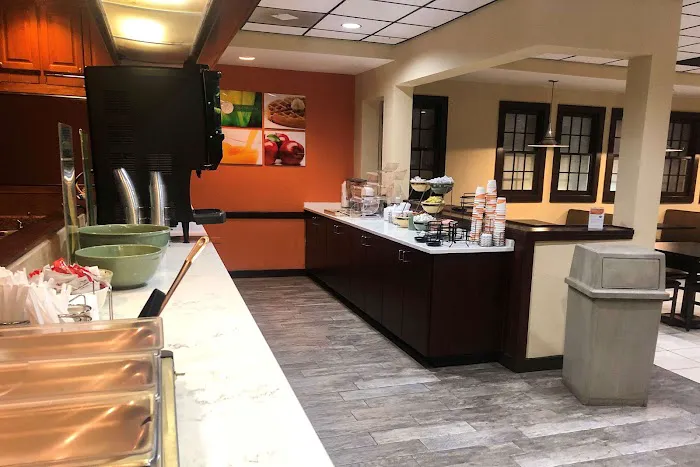 Quality Inn 2
