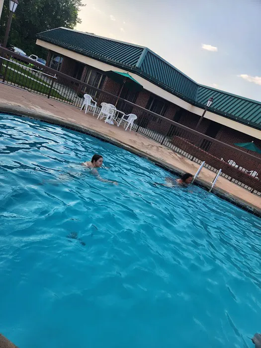 Quality Inn 3