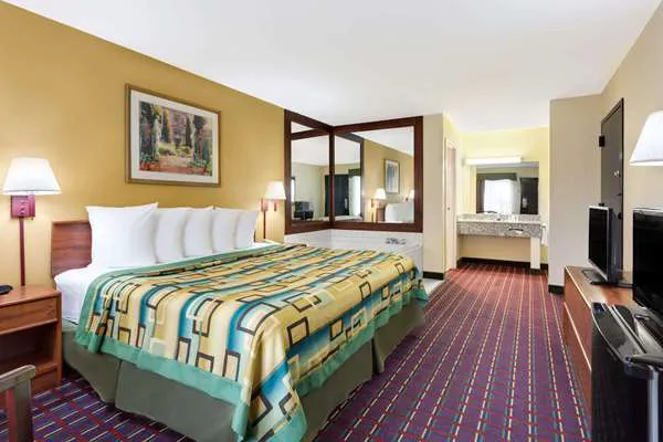 Days Inn by Wyndham Murphy 3