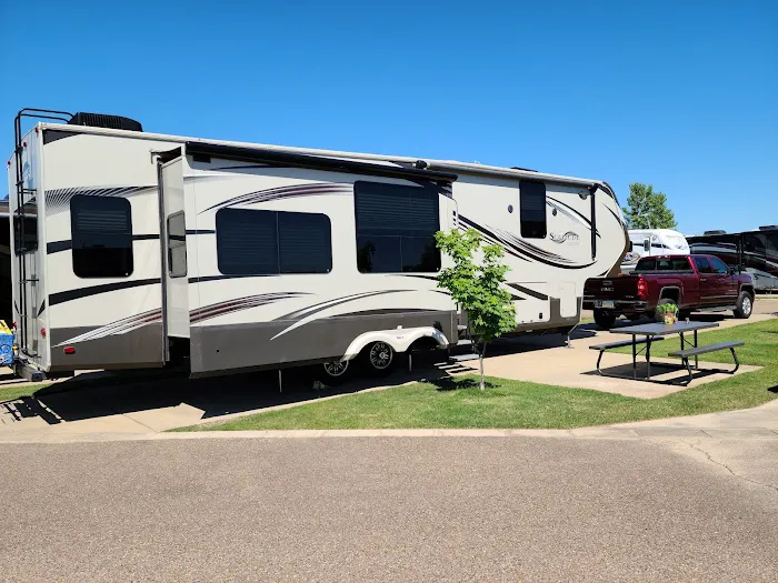 EZ Daze RV Park 1