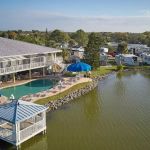 Encore Winter Quarters Manatee