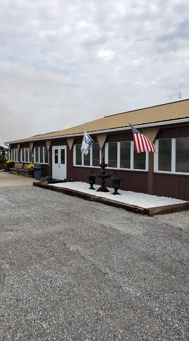 The Magnolia Campground and Store 2