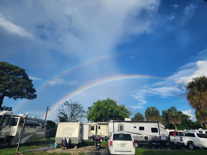 Palm Beach Traveler RV Park 6