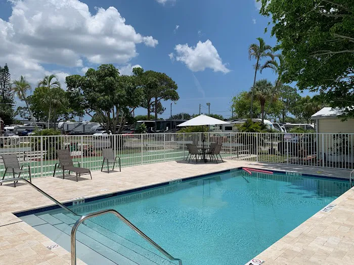 Palm Beach Traveler RV Park 9
