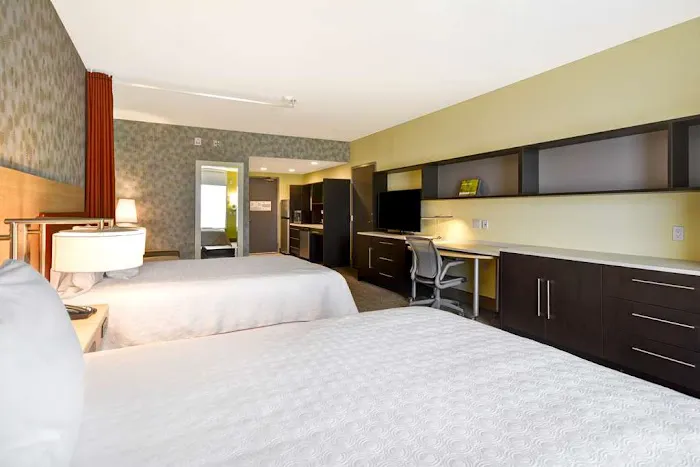 Home2 Suites by Hilton Hanford Lemoore 7
