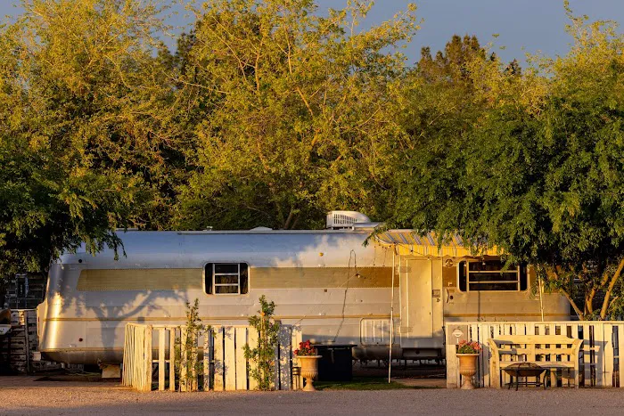 The Cozy Peach at Schnepf Farms 7