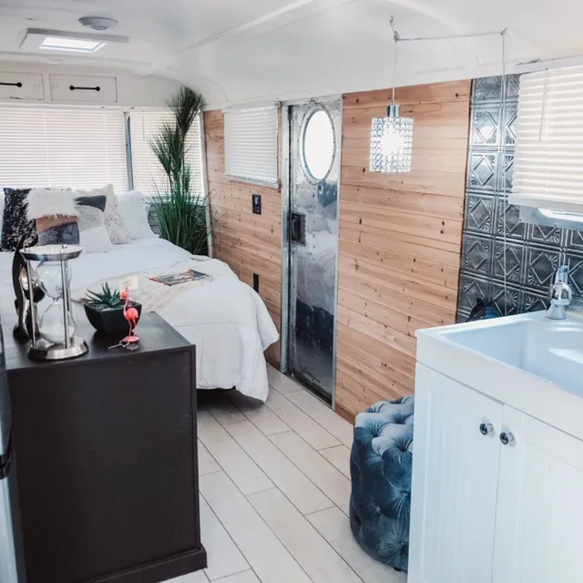 The Cozy Peach at Schnepf Farms 6
