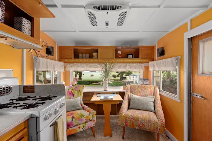 The Cozy Peach at Schnepf Farms 2