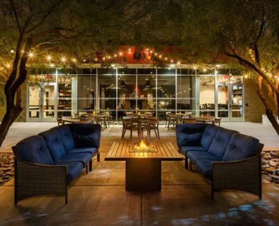 Four Points by Sheraton at Phoenix Mesa Gateway Airport