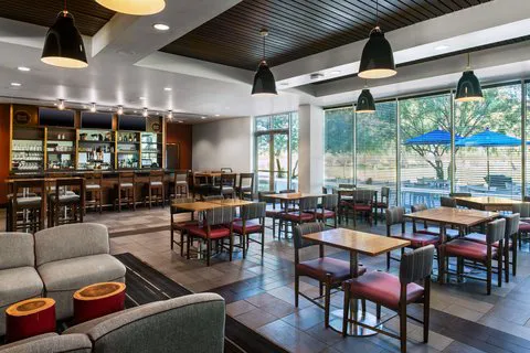 Four Points by Sheraton at Phoenix Mesa Gateway Airport 9