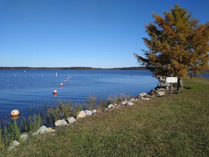Lake Columbia RV Park 6