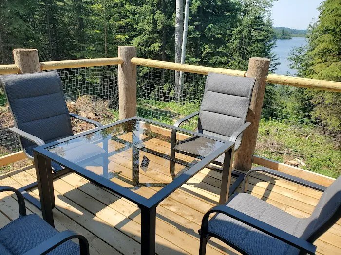 Lucky Strike Lakeside Cabins and Campground 9