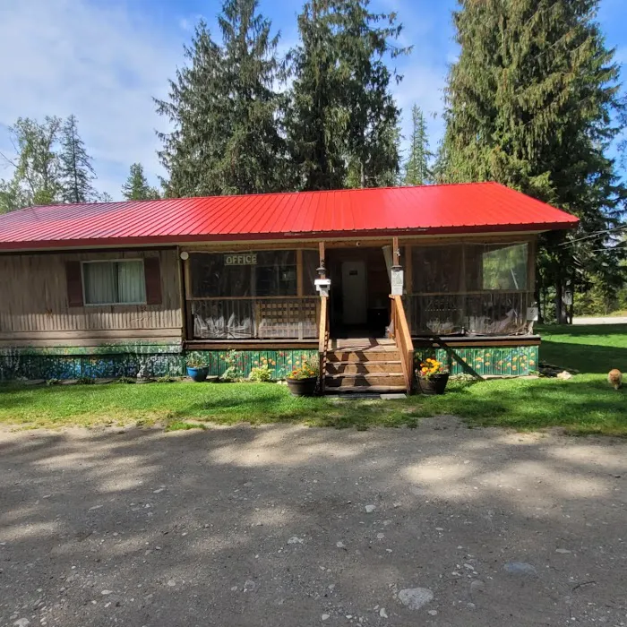 Gray Creek Camping Resort 4