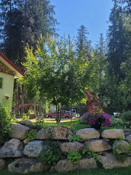 Gray Creek Camping Resort 1