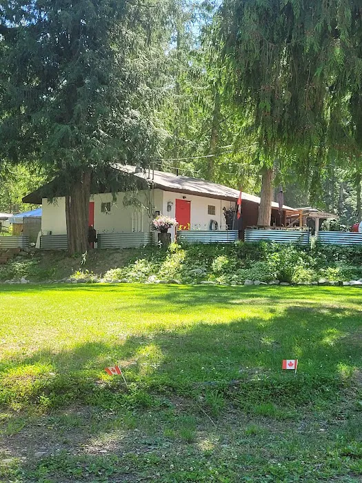 Gray Creek Camping Resort 3