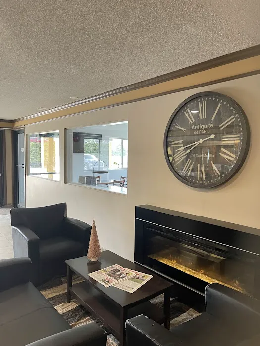 Super 8 by Wyndham Salmon Arm 5