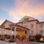 Holiday Inn Express & Suites Kerrville, an IHG Hotel