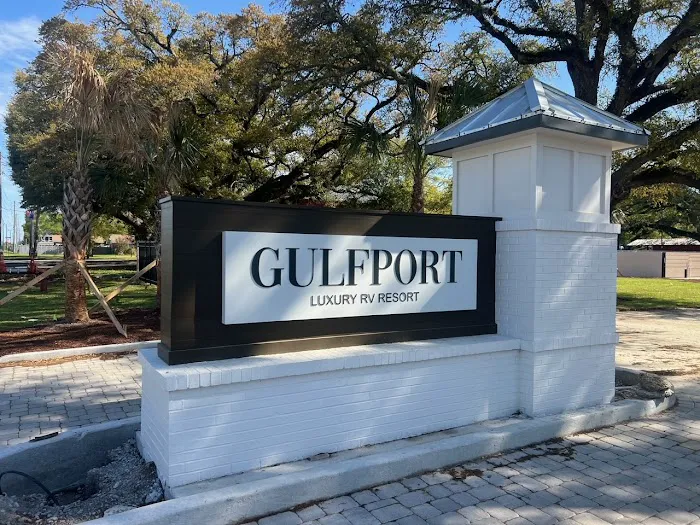 Gulfport Luxury RV Resort 6