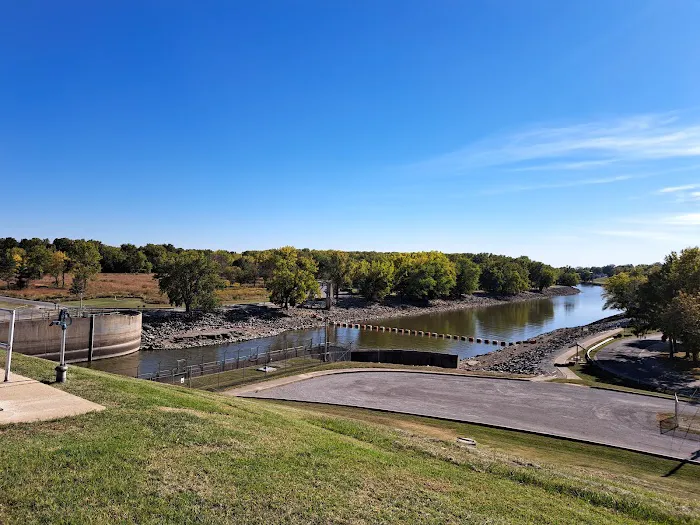 Carlyle Lake Dam West Campground 3