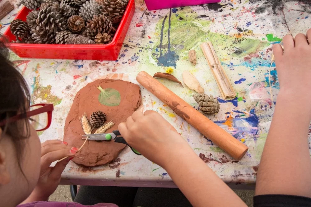 Fun and Easy Camping Crafts for Kids to Enjoy Outdoors