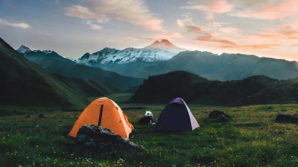 The Ultimate Guide to Setting Up a Campsite: Essential Tips and Best Practices