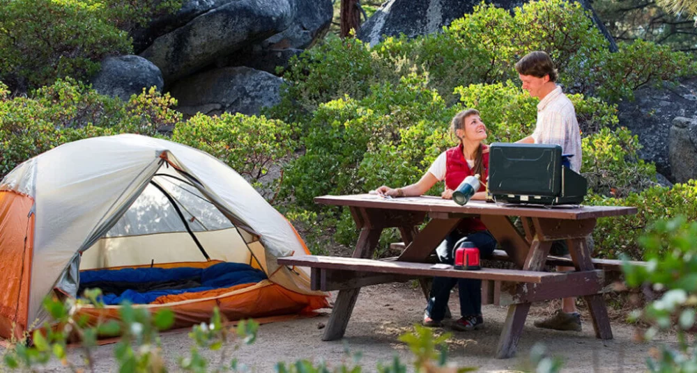How to Enjoy Camping Vacations in Picturesque Lakeside Resorts: Ultimate Guide