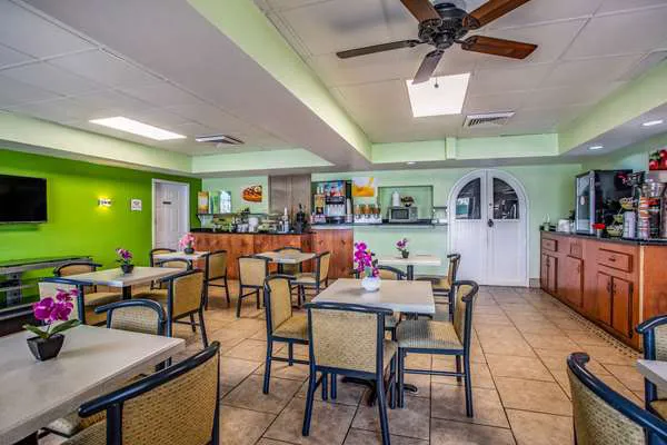 Quality Inn 5