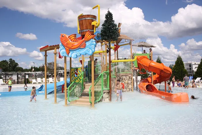 Yogi Bear's Jellystone Park at Daddy Joe's 3