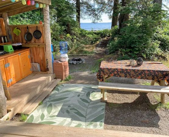 So Damn Lucky Glamping