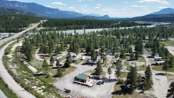 Black Sheep Camp Kootenay River 8