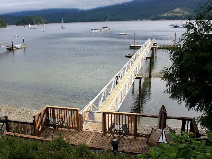 Takahashi Gardens Waterfront Retreat 5