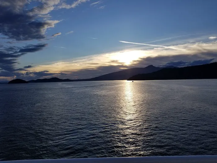Porpoise Bay Provincial Campground 8
