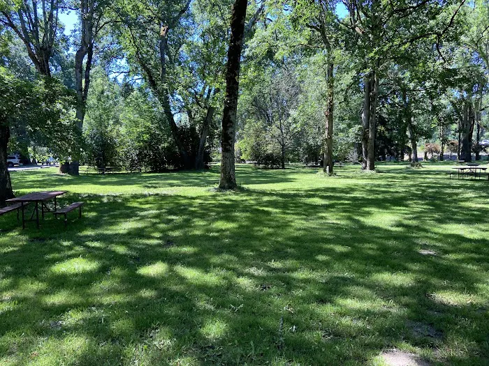 Camp Kalama RV Park 5