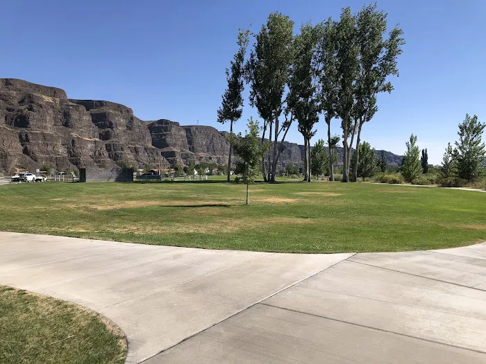 Crescent Bar Campground (Grant PUD Crescent Bar Recreation Area) 3