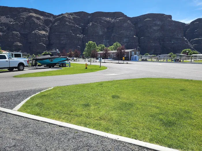 Crescent Bar Campground (Grant PUD Crescent Bar Recreation Area) 7