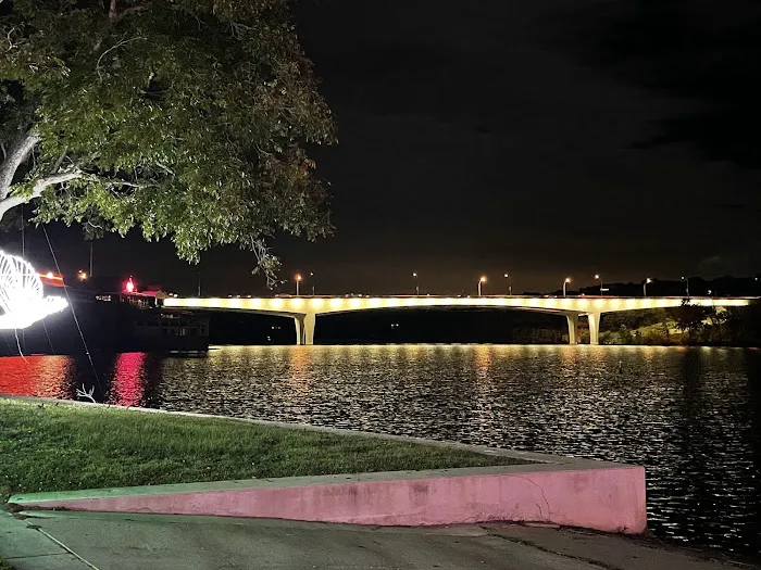 Lakeside Park 6