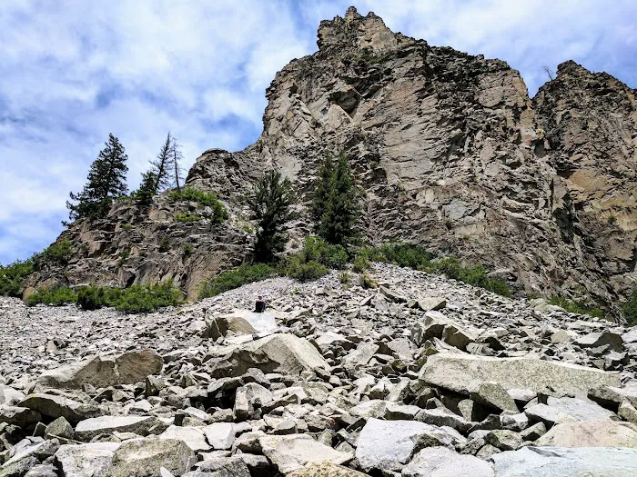 Dark Canyon Trailhead (recgovnpsdata) 8
