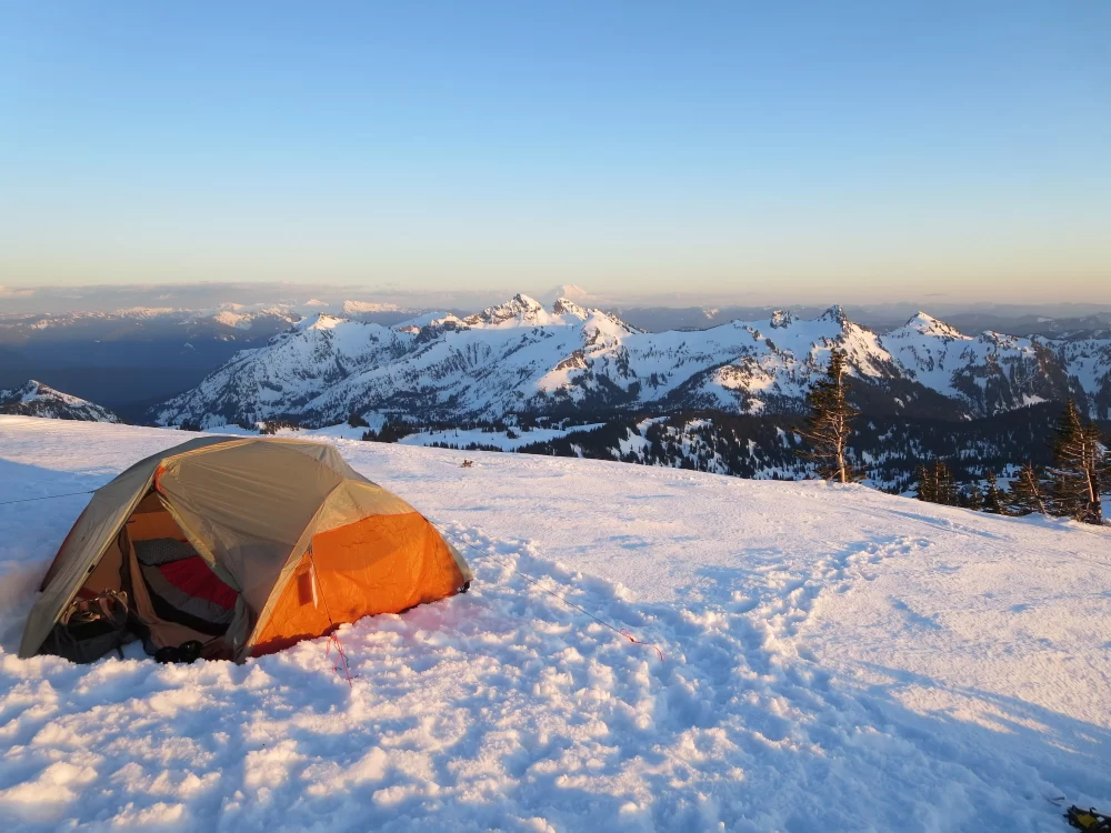 How to Select the Perfect Campsite for Winter Camping in the USA