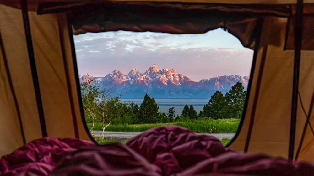 How to Find Peaceful Camping Locations Away from Crowds